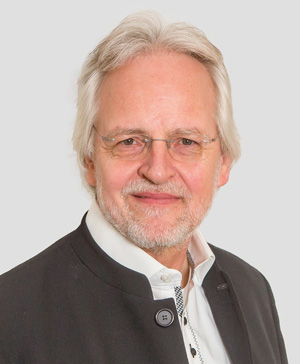 Dkkfm. Herbert Sojak, Sachverständiger