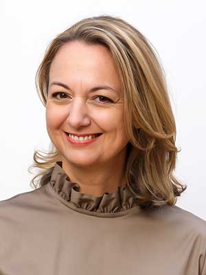 Mag. Nina Strass-Wasserlof